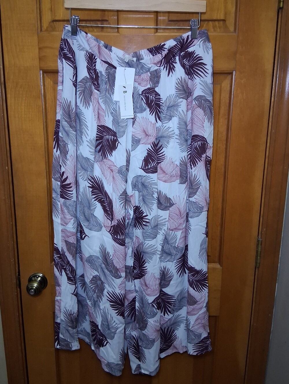 Women's Leaf-Print Wide Leg Pants